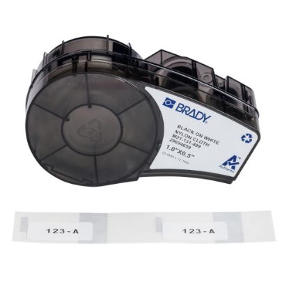 Imagen de CINTA ORIGINAL BRADY M21-131-499 NYLON PRECORTADAS BLANCA 25.4MMX12.7MM
